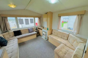 6 Berth Caravan At St Osyth Beach In Essex Ref 28045G